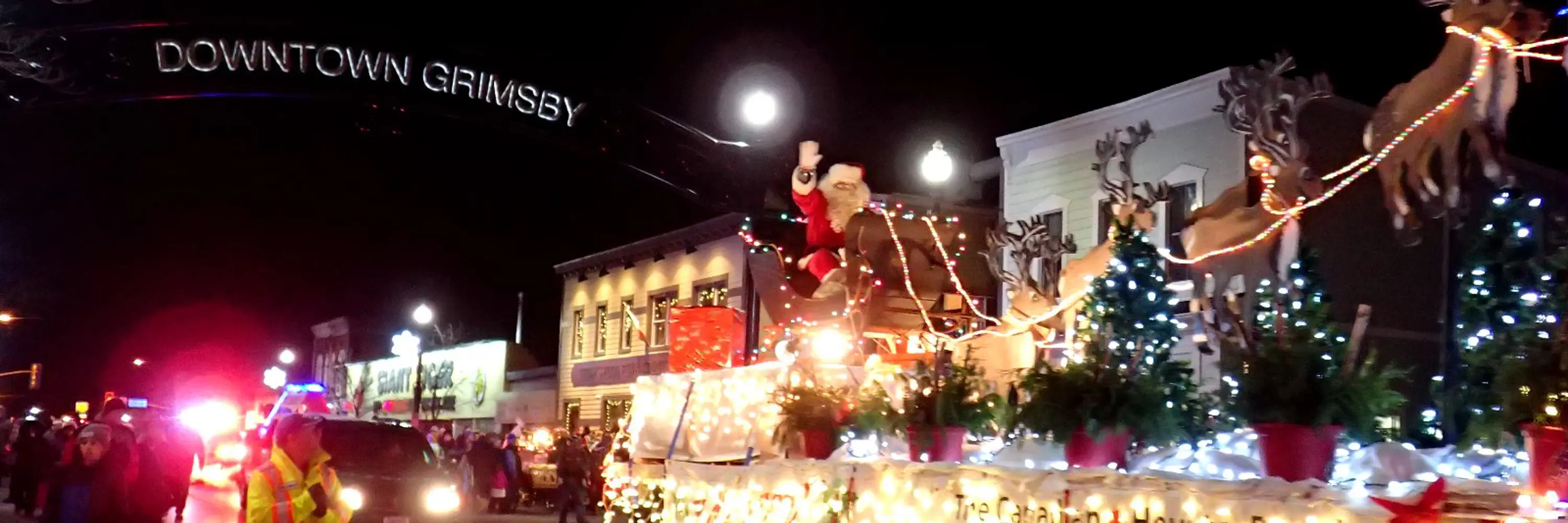 parade.jpg?width=3000&height=1000&v=1da602caef0dfe0&format=webp